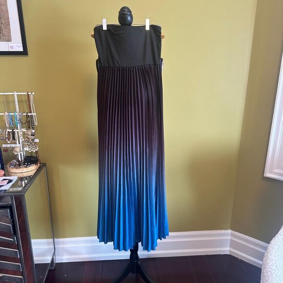 2 FOR 1 SHEIN NWOT OMBRE TUBE DRESS - Picture 3 of 11